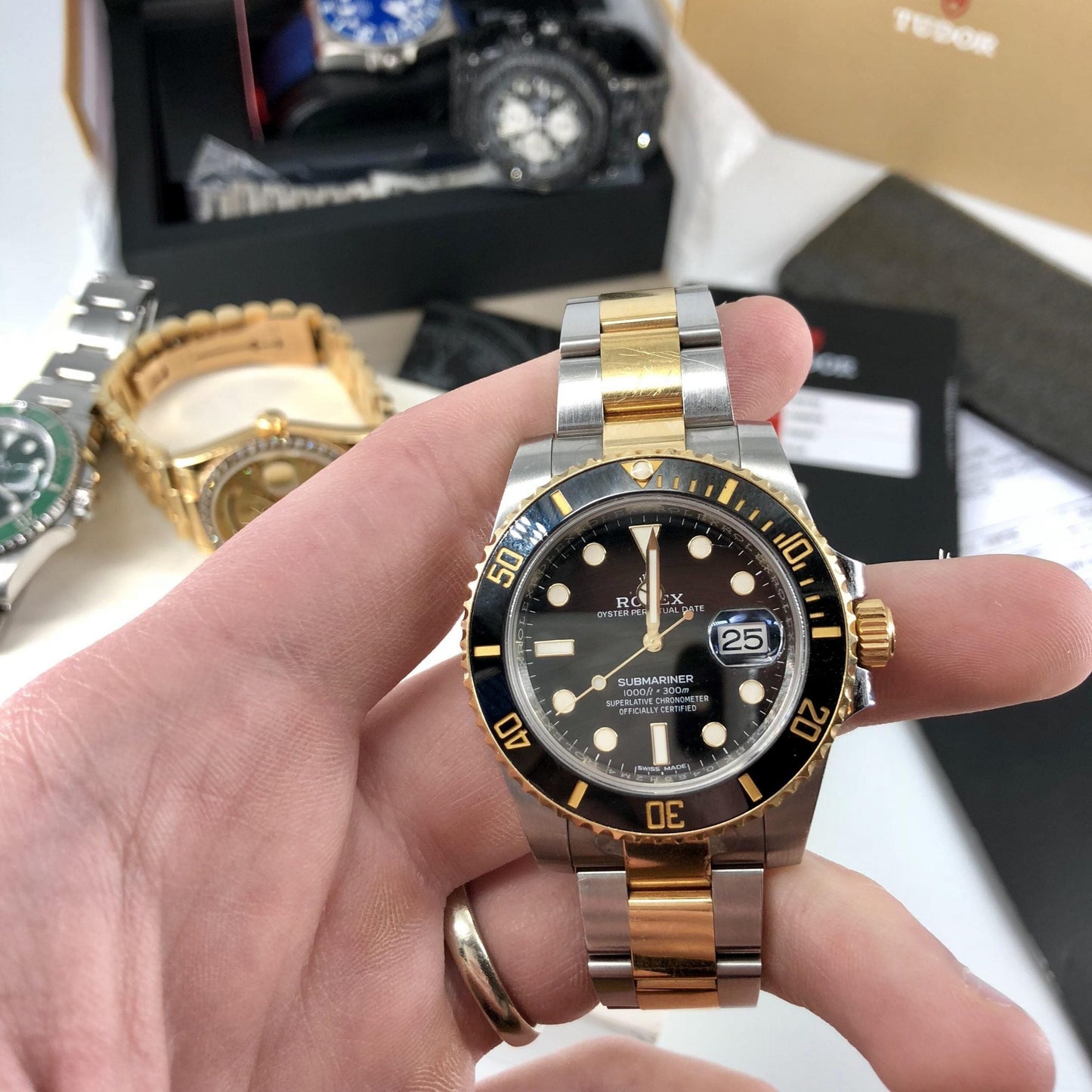 Trendy Submariner Dual Tone Quartz Watch With Silver Gold Dial & Stainless Steel Strap For Men