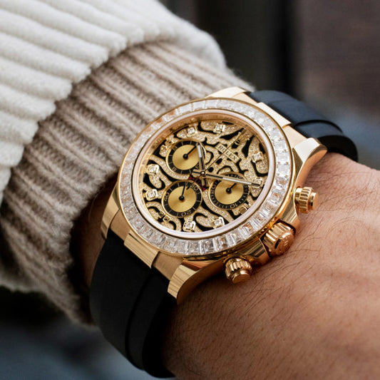 Golden Case Chronograph Men's Watch, Quartz Watch With Diamond