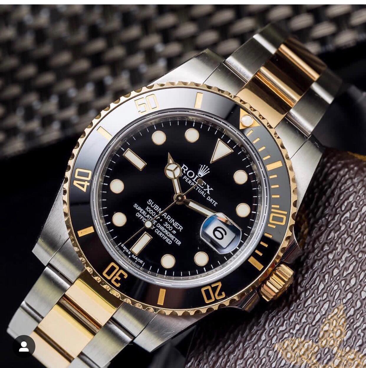 Trendy Submariner Dual Tone Quartz Watch With Silver Gold Dial & Stainless Steel Strap For Men